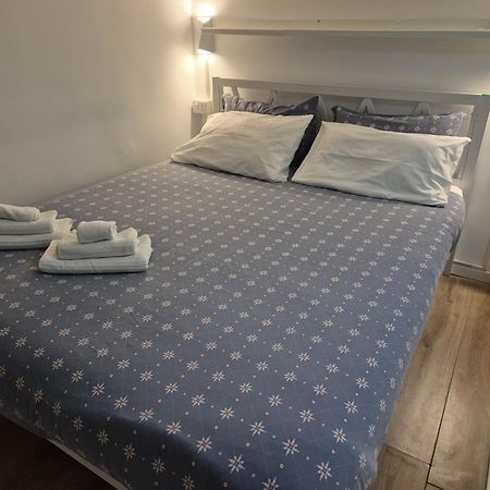 Οίκος Εω Apartment Catania Exterior photo